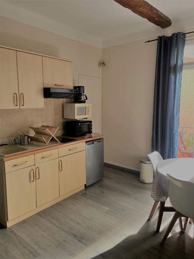 Les 12 Sables Apartman Le Lavandou Kültér fotó